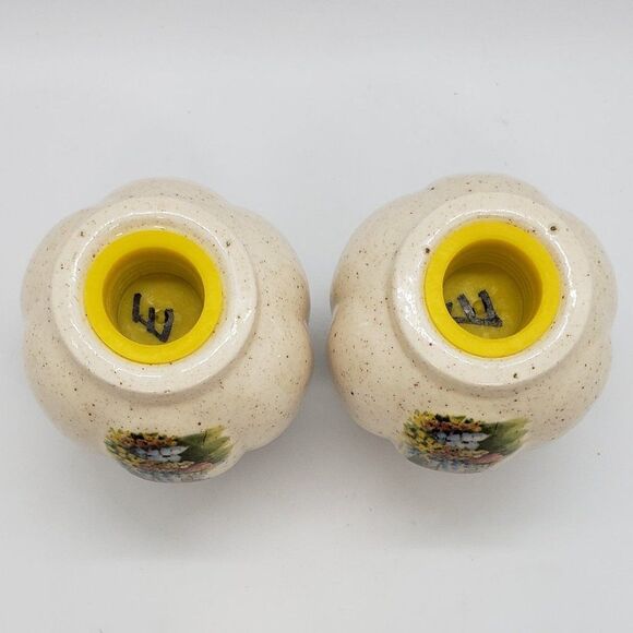 Melon Shaped Beige Brown Speckled Floral Vintage Salt & Pepper Shaker Set - Picture 5 of 9